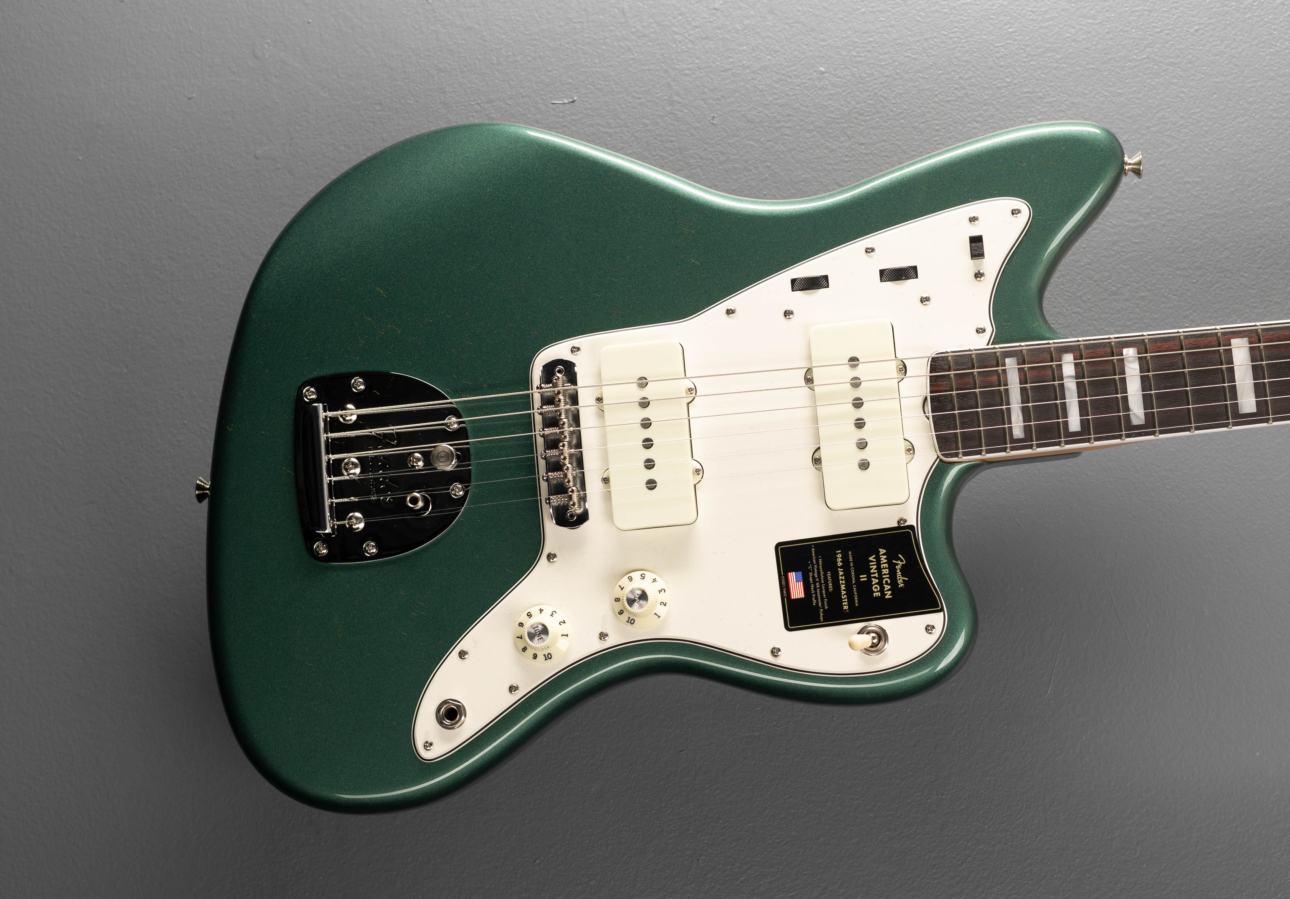 American Vintage II 1966 Jazzmaster - Sherwood Green Metallic