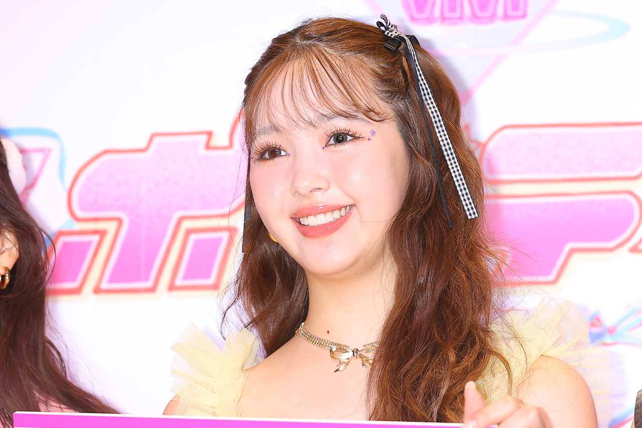 藤田ニコル 2年間髪伸ばし成功でニッコリ！「ViVi超ポジティブEXPO2024