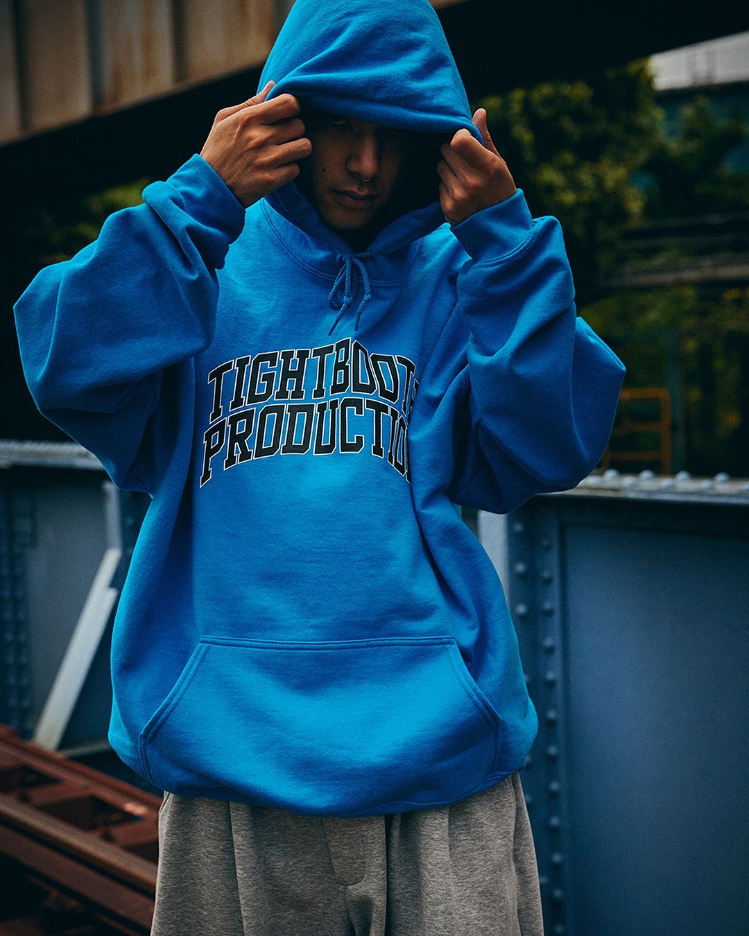30%OFF】TIGHTBOOTH/COLLEGE HOODED SWEAT SHIRT（Blue）［プル