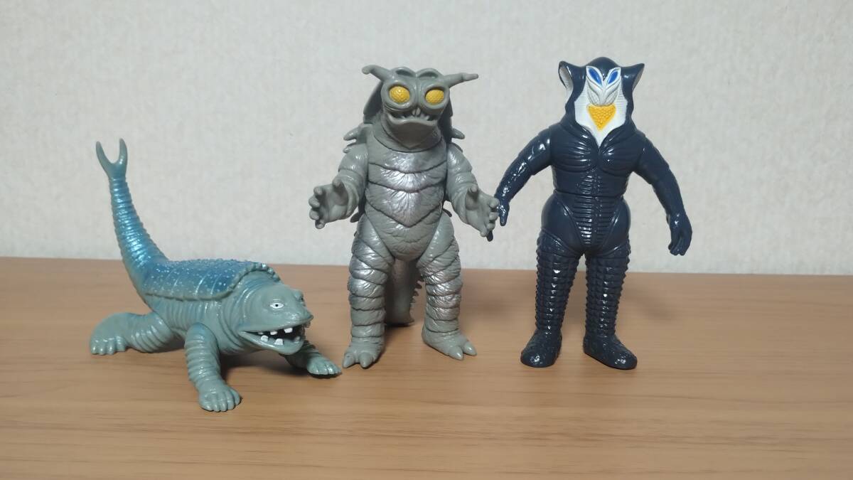 Yahoo!オークション -「ケムラー ソフビ」の落札相場・落札価格