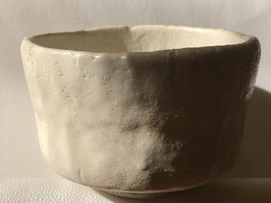 現代陶芸の人間国宝・加藤孝造の茶道具を正当に評価するには？買取相場