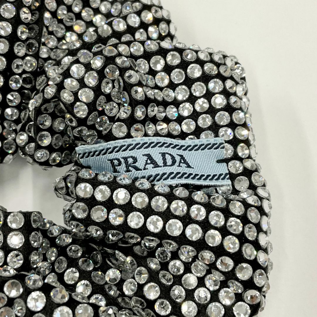 PRADA - 9364 プラダ トライアングル シュシュ ラインストーン