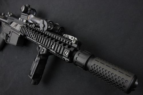 エレメント AN/PEQ-16A INTEGRATED POINTER BK