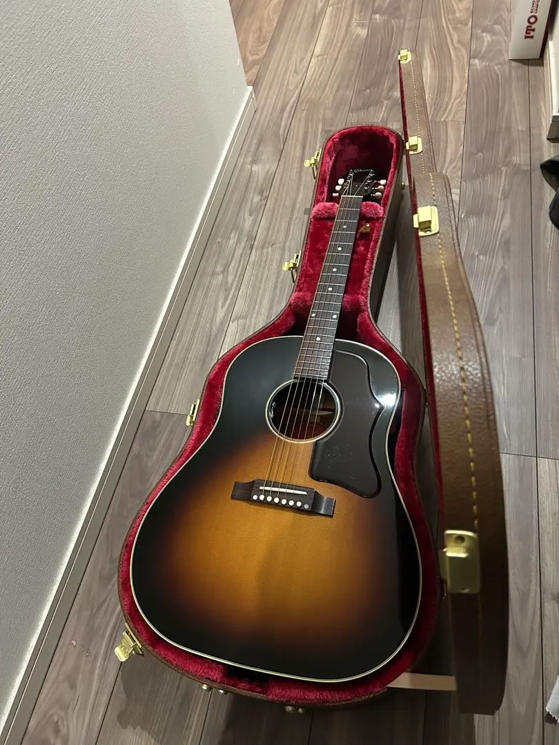 2026年最新】gibson j-50の人気アイテム - メルカリ