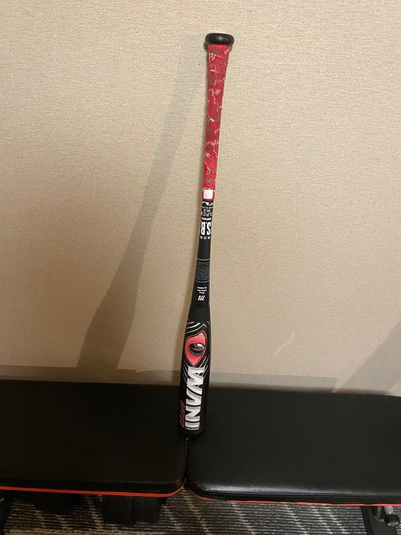 赤ワニ　84cm710g一般軟式バット