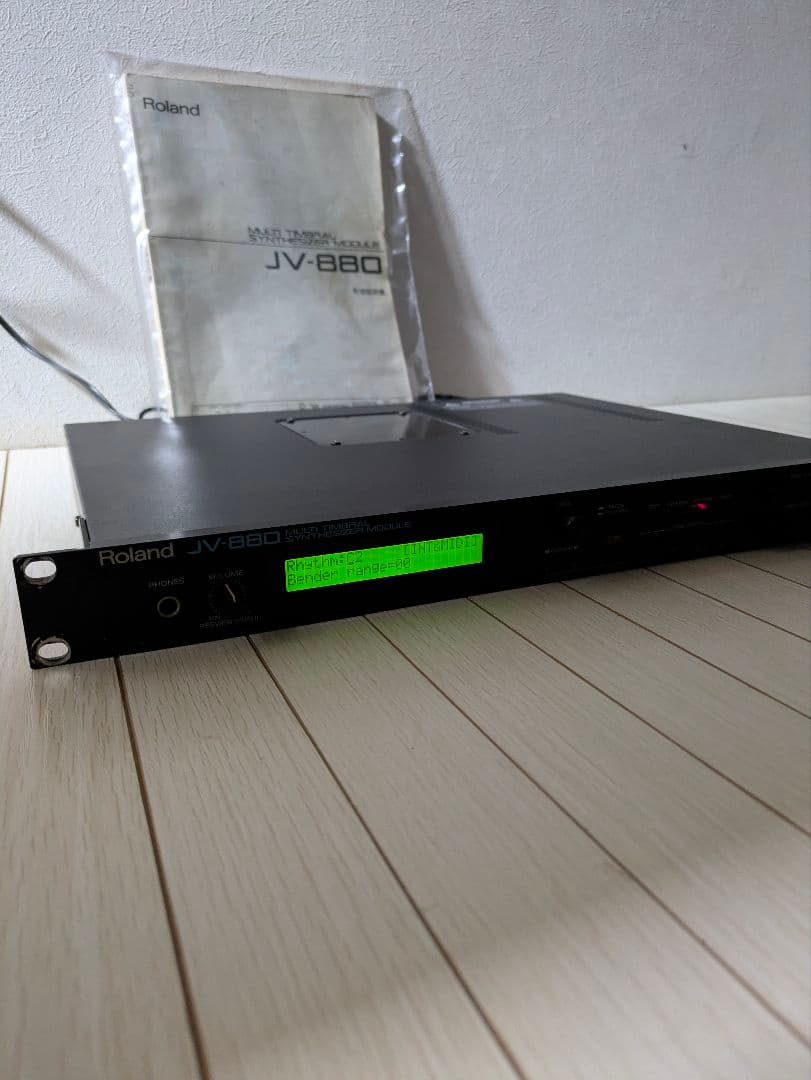 Roland　JV-880　シンセサイザ　モジュール　取扱説明書付き Roland JV-880