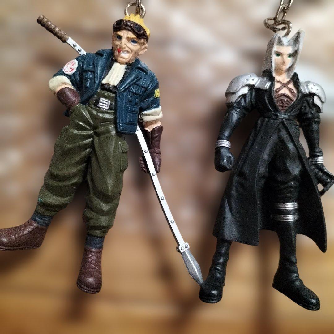 ファイナルファンタジー7 フィギュアキーホルダー - メルカリ