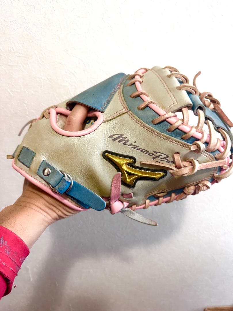 現価格即決ミズノプロ オーダー硬式キャッチャーミットベージュ青ピンク