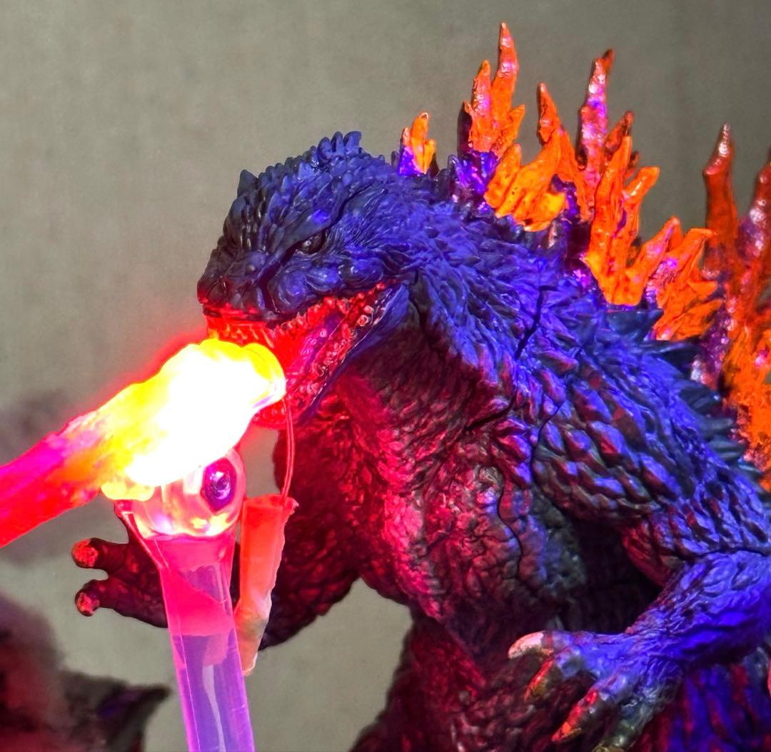 アオシマゴジラミレニアム２０００プラモデル組み立て完成品 アオシマゴジラミレニアム2000プラモデル組み立て完成品＆ゴジラ