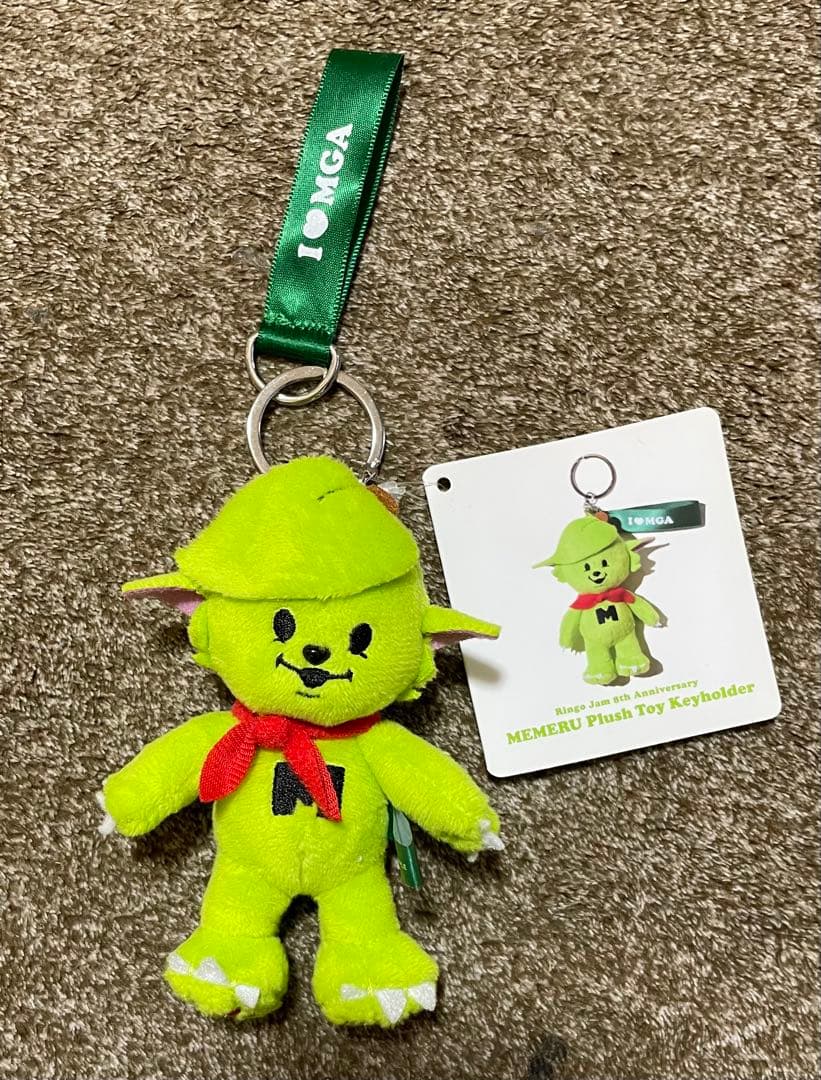 ミセスグリーンアップル メメルマスコットキーホルダー （洋服付き） メメル手作り服 第4弾🍏 冬に向けてマントを作ったよ