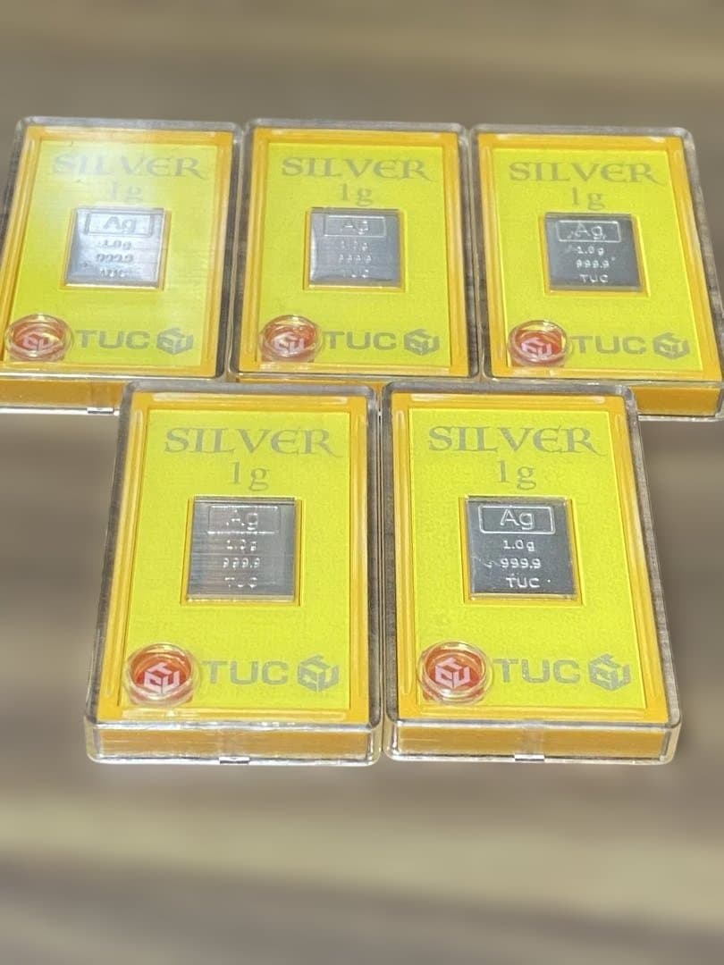 1g シルバー Sylvania Silverstar ZXE Gold H1 55W Two Bulb Headlight Cornering