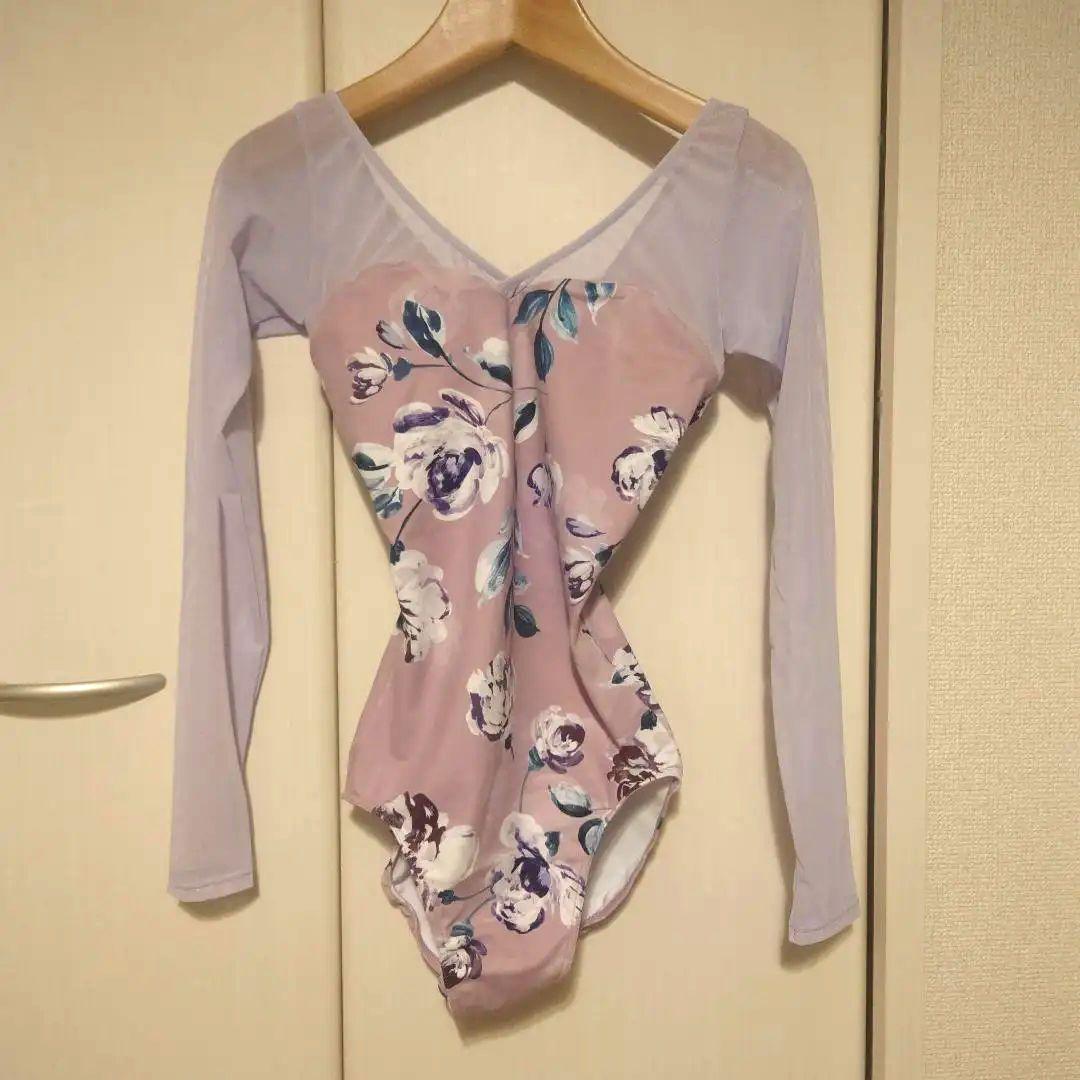 stina　スティナ　レオタード　未使用　ピンク系