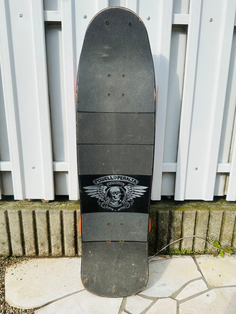 Powell Peralta スケートボード 車デザイン