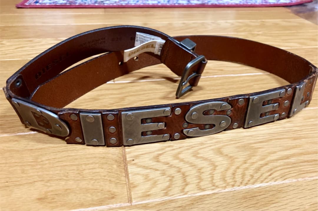 diesel ベルト 本革 メタルロゴ スタッズ