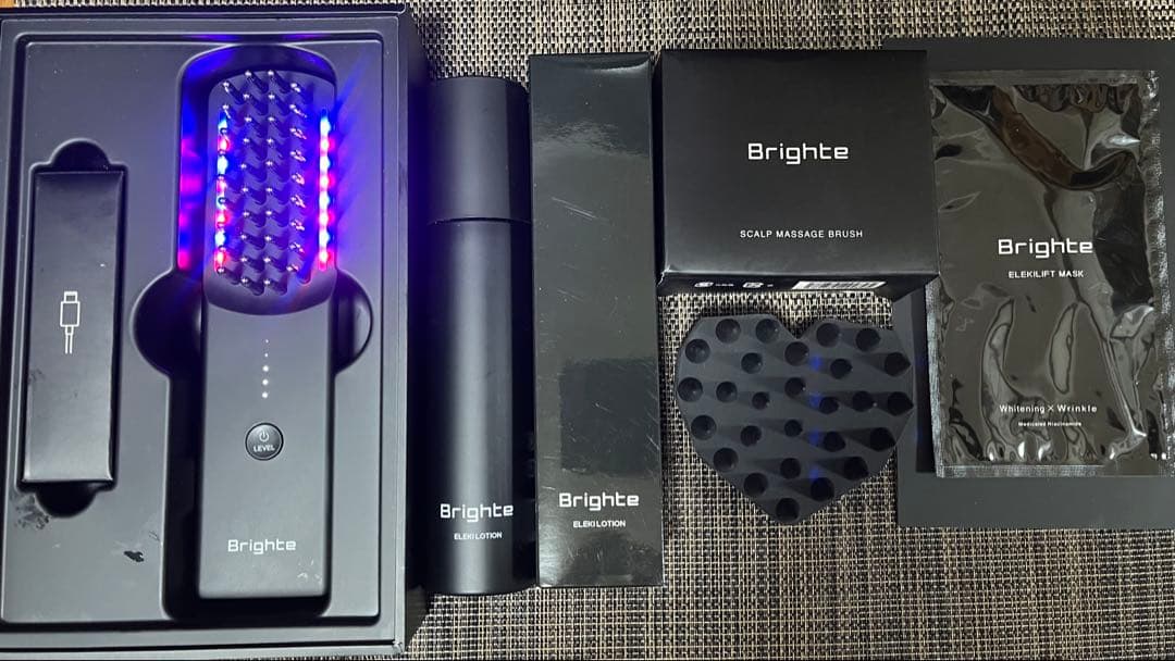 ヘアブラシ・コーム Brighte Eleki Brush